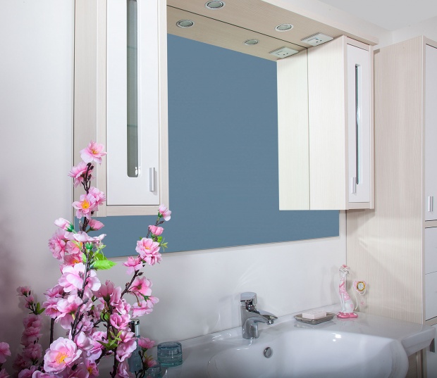 Зеркало-шкаф Бриклаер Бали 120 светлая лиственница, белый глянец