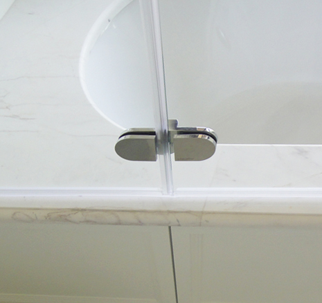 Шторка на ванну GuteWetter Lux Pearl GV-102 левая 120 см стекло бесцветное, профиль матовый хром