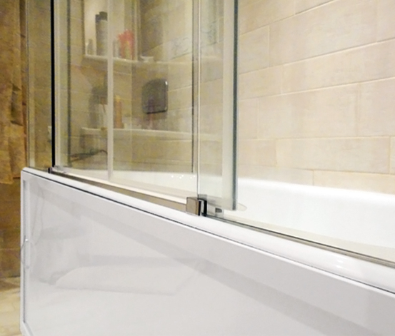 Шторка на ванну GuteWetter Slide Part GV-865 правая 150x80 см стекло бесцветное, профиль хром