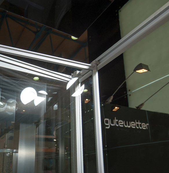 Душевой уголок GuteWetter Practic Square GK-404 левая 80x80 см стекло бесцветное, профиль матовый хром