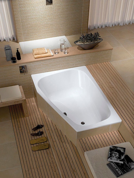 Стальная ванна Kaldewei Mini 830 R с покрытием Easy-Clean